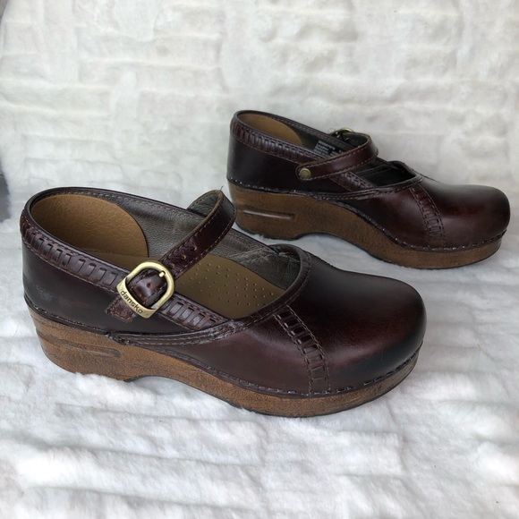 Dansko Shoes Dansko Chocolate Leather Mary Jane Clogs Dansko Shoes Dansko Chocolate Leather Mary Jane Clogs